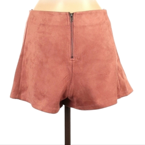 SEEK the Label Faux Suede Skort Size Medium - Picture 2 of 2